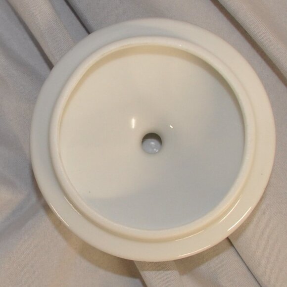 Silverie 12 oz vintage Iris sugar bowl with lid porcelain? (219w) - Picture 10 of 12